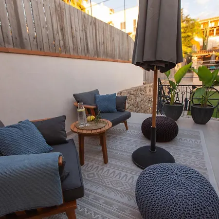 Stadthaus - Alica 8 - Pool, Barbecue, Garten, Terrassen Und Im Winter Zentralheizung Und Kamin, Hochwertig Saniert 度假居 *